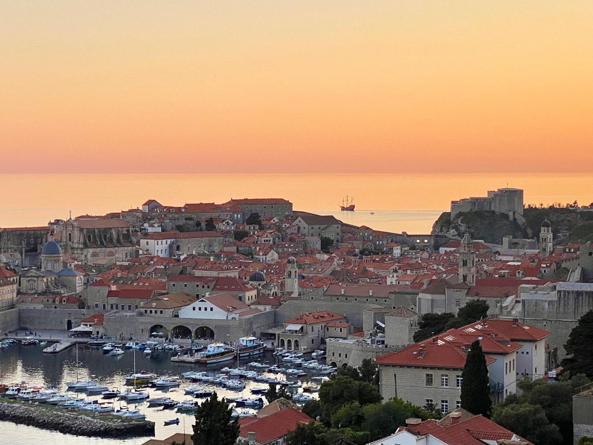 Two-Bedroom Apartment "Belvedere Dubrovnik" - Old Town And Sea Views 外观 照片